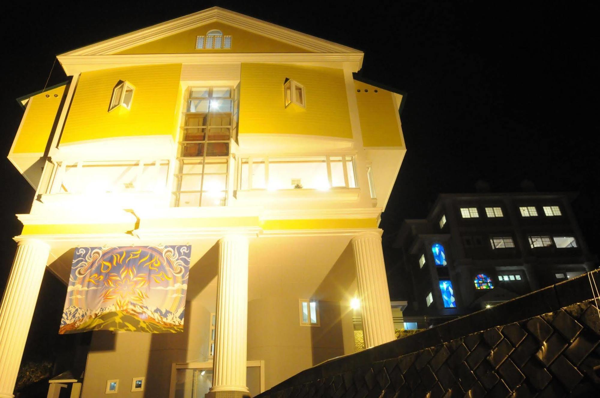 Hotel Bonfire Hakuba Exterior photo