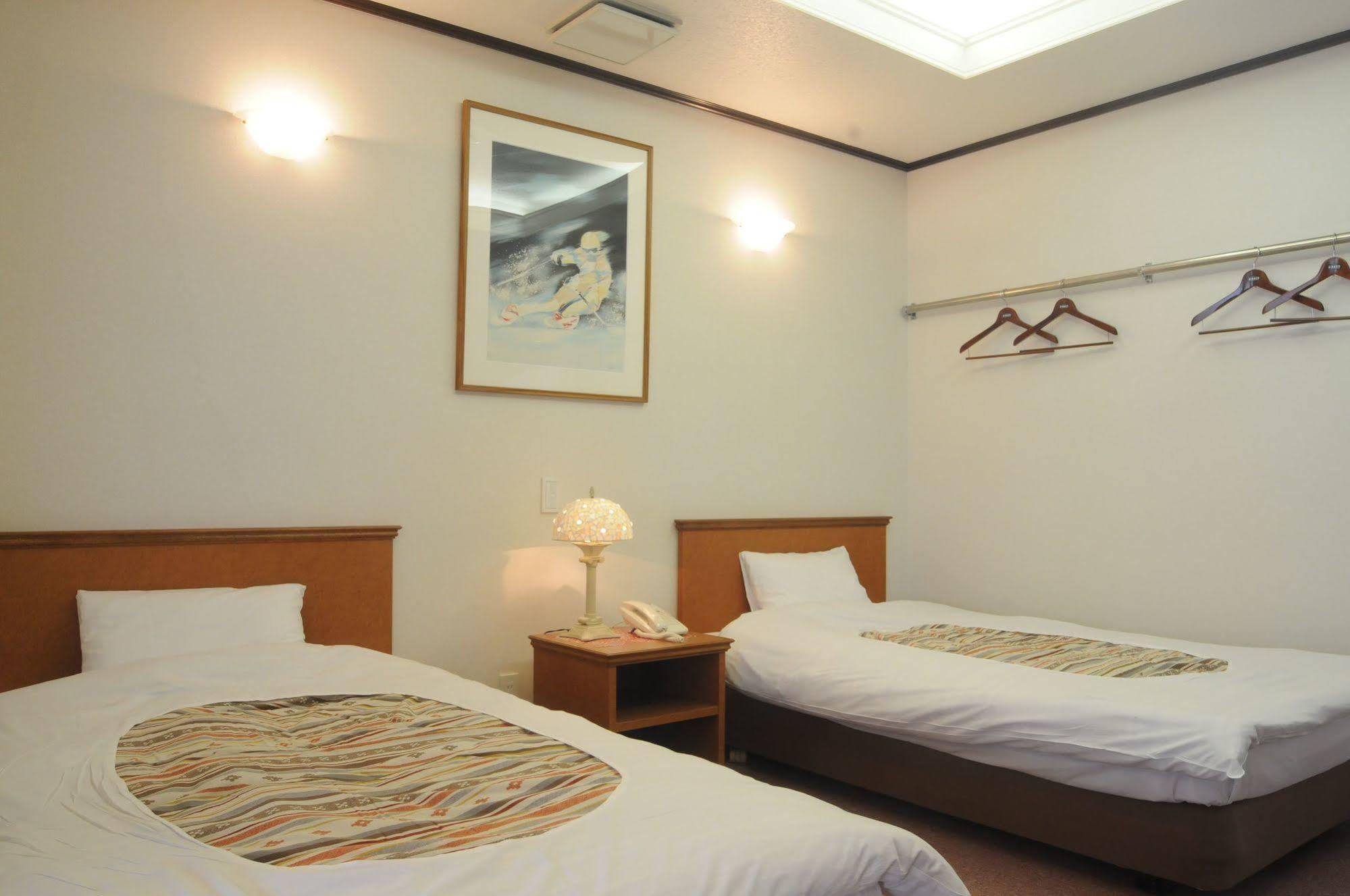 Hotel Bonfire Hakuba Exterior photo